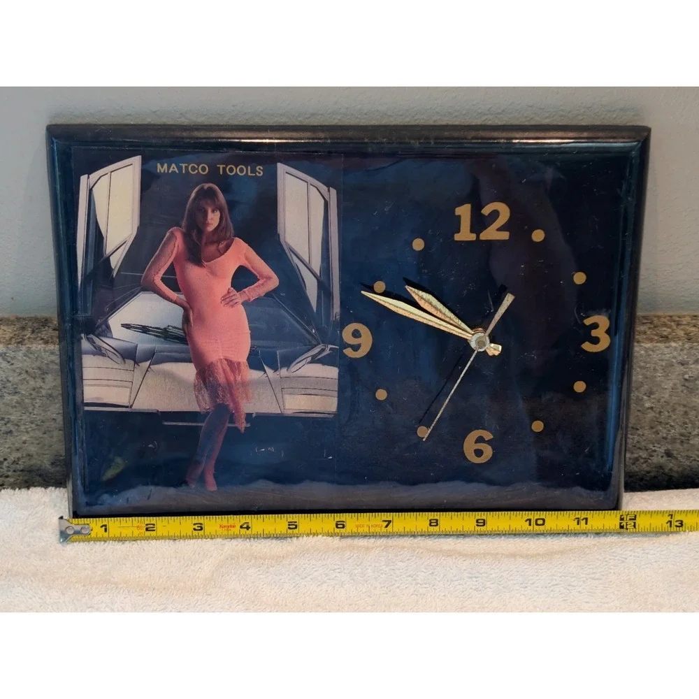 Vintage Matco Tools Pin-Up Girl Car Clock Works Tested!  Read